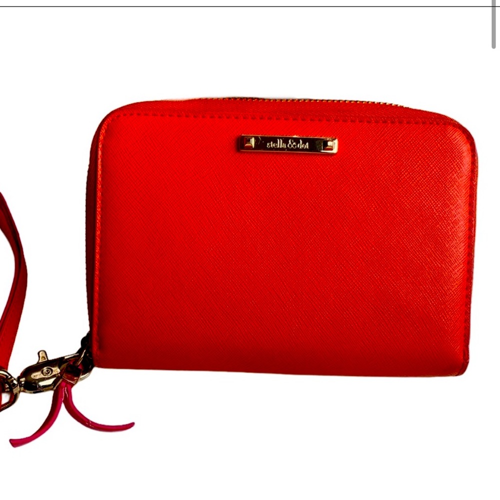 {Stella & Dot} Zippered Wristlet Wallet “Call Me”